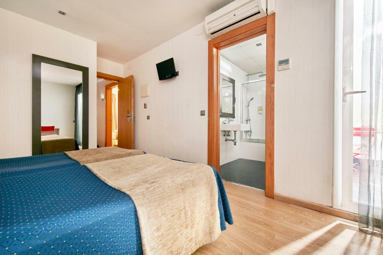Hotel Transit Барселона Экстерьер фото